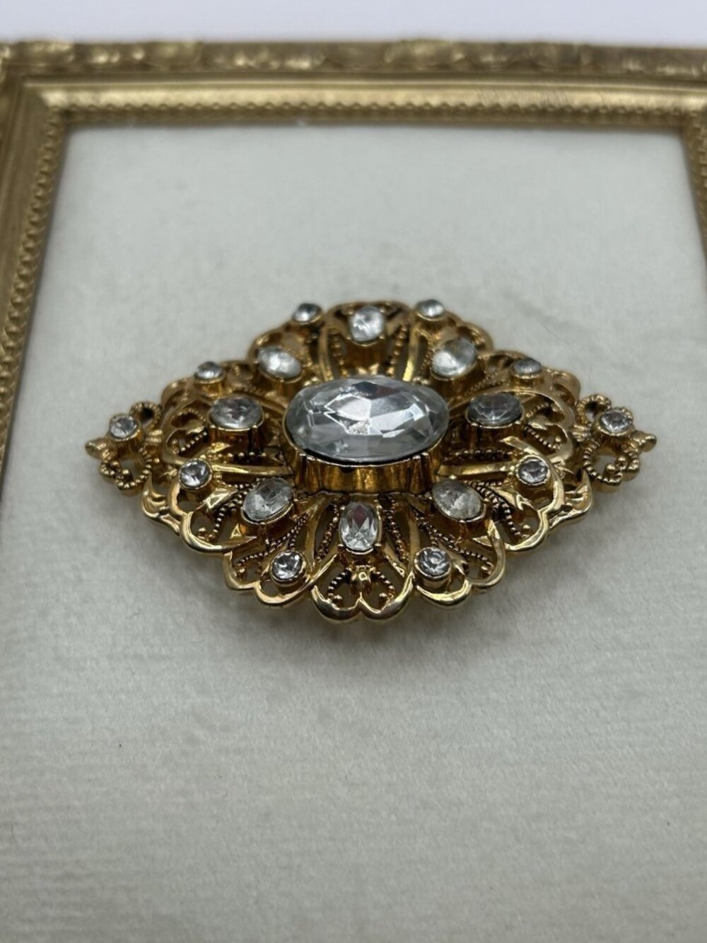 Victorian Brooch Gold Tone Pin Diamond Shape Rhinestone Vintage Chunky Art Deco - Picture 7 of 10